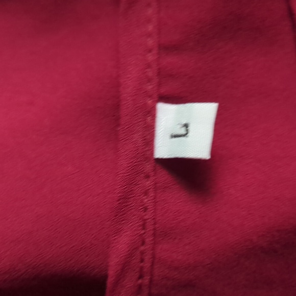 Deep red high low blouse with ruffle sleeves size large - Picture 3 of 5